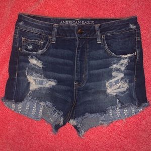 AMERICAN EAGLE HI-RISE SHORTIE SUPER STRETCH DEMIN